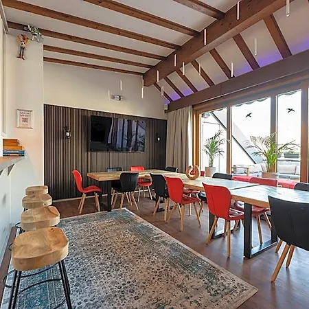 The Hotel 5*