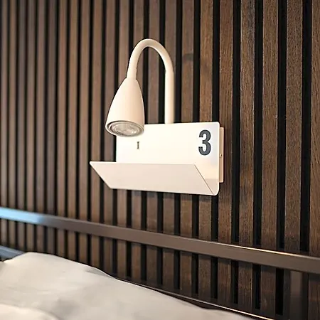 Hotel The